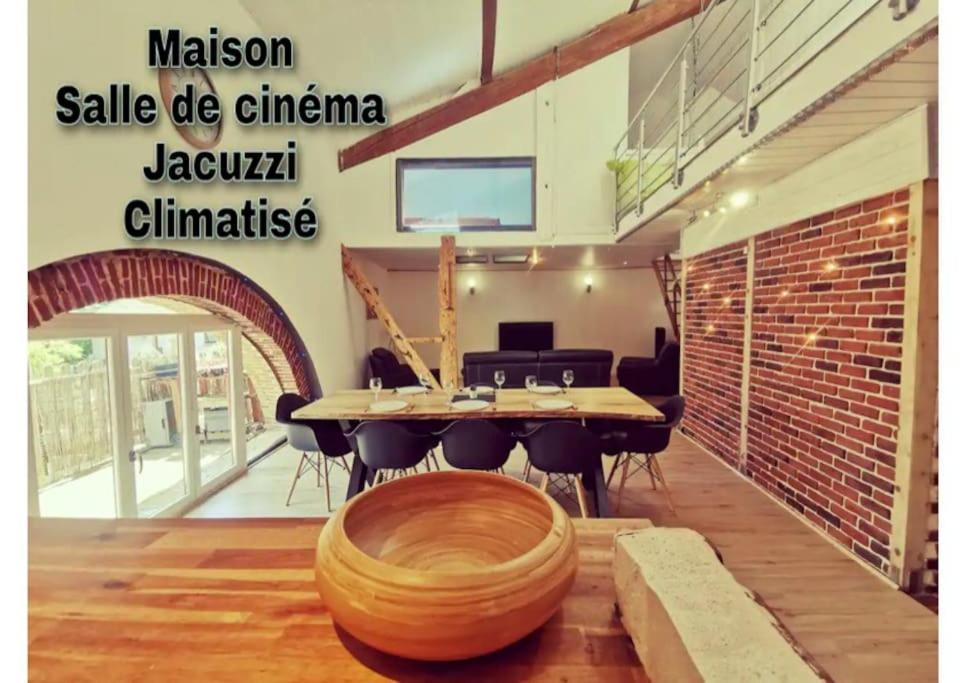 Maison De Village, Jacuzzi, Salle Cinema Valencin Eksteriør billede